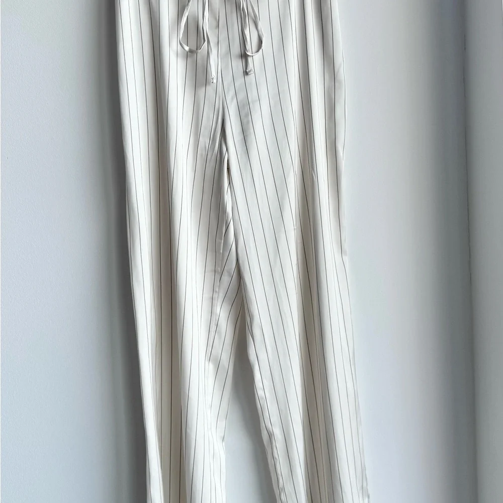Zara Striped Cream satin Set Small - Picture 6 of 6
